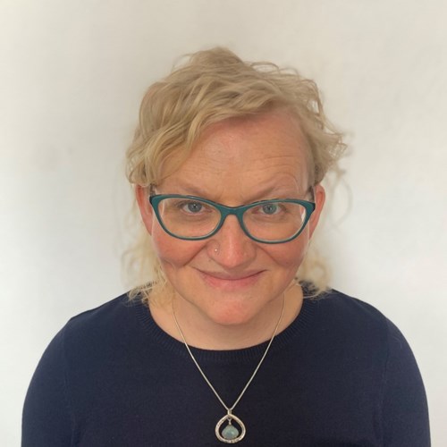 Claire Curtis